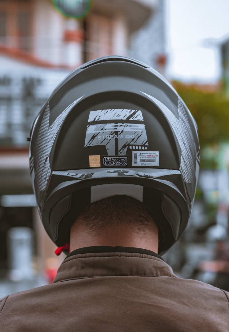 Mũ Bảo Hiểm Fullface Hai Kính LS2 FF320 Stream EVO
