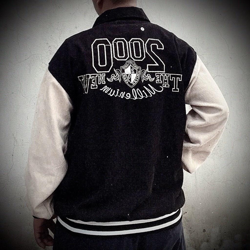 Áo Khoác Bomber Nhung Gân Tăm Thêu 2000 Jacket Varsity Unisex Form Rộng Ulzzang NUPAKACHI