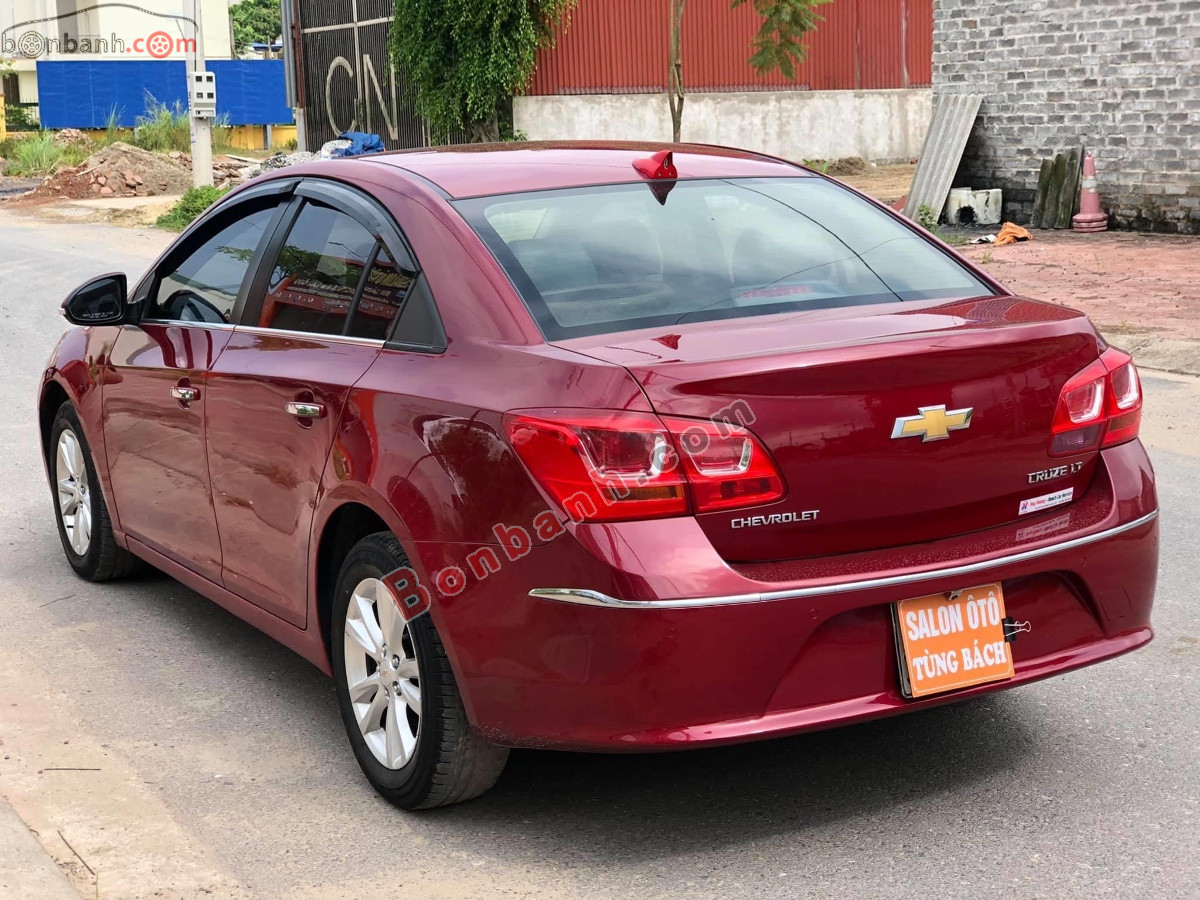 Bộ vè che mưa Chevrolet Cruze 2016-18