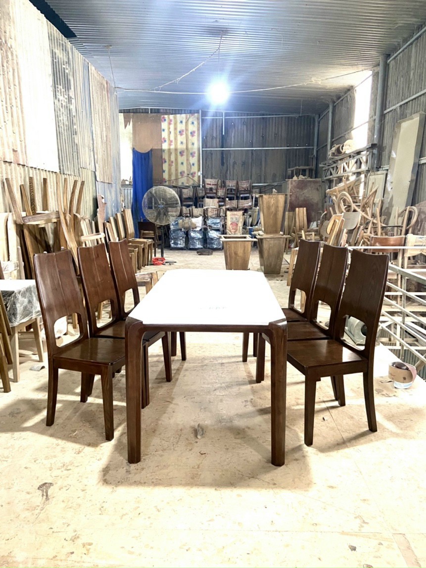 Bàn ghế ăn gỗ sồi cao cấp