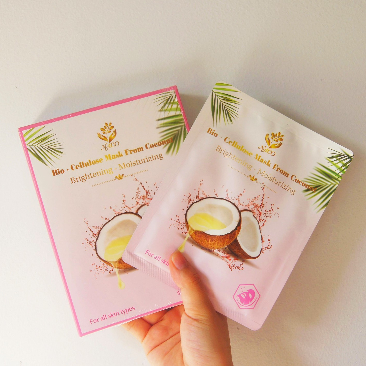 Mặt Nạ Dưỡng Ẩm Trắng Da Naco Bio Cellulose Sinh Học Làm Từ Dừa - Hộp 5 Miếng