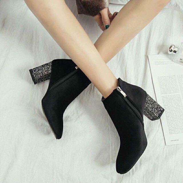 Giầy cao gót dáng boot