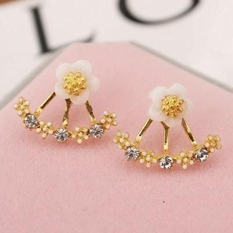 Bông tai/ Hoa tai nữ hoa mai viền hoa nhí lấp lánh mới lạ thời trang Khuyên tai Hàn Quốc
