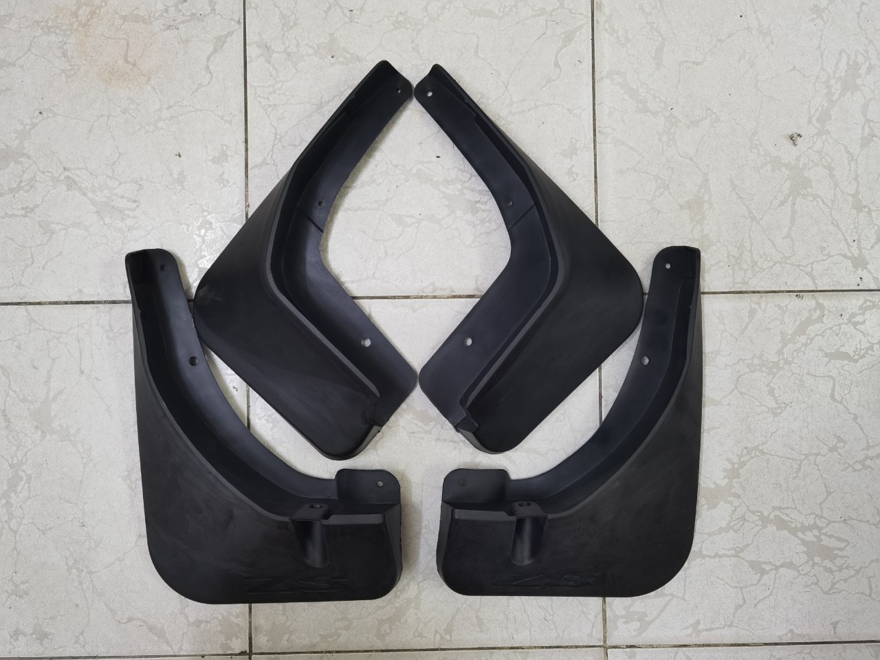 Bộ chắn bùn bánh xe MG ZS (Bản Trung) 2020-
