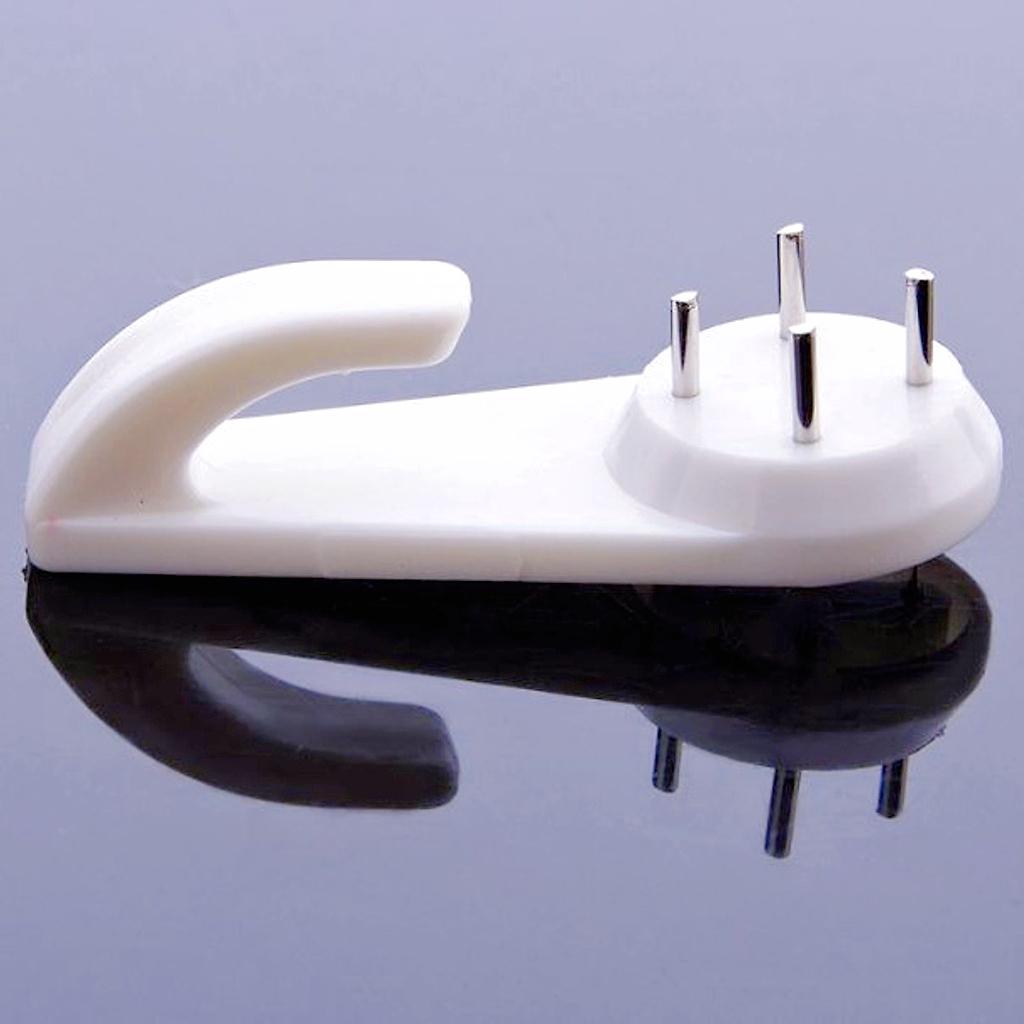 Đinh 4 chân  dùng để treo các loại đồng hồ treo tường Thắng Phương Shop