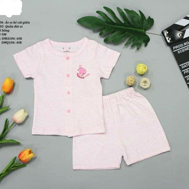 Bộ sơ sinh kẻ cài giữa