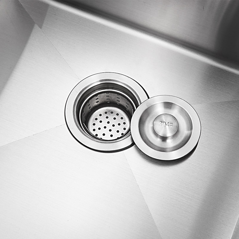 Chậu rửa bát inox sus304 Valenza 7843 hai hố lệch kèm bộ xả chậu, rổ inox đa năng