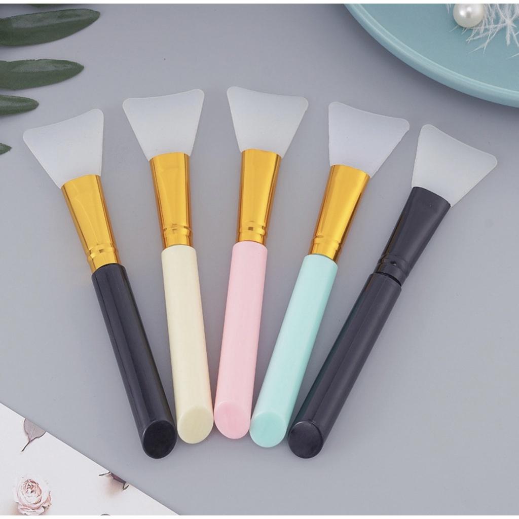 CỌ SILICONE ĐẮP MẶT NẠ