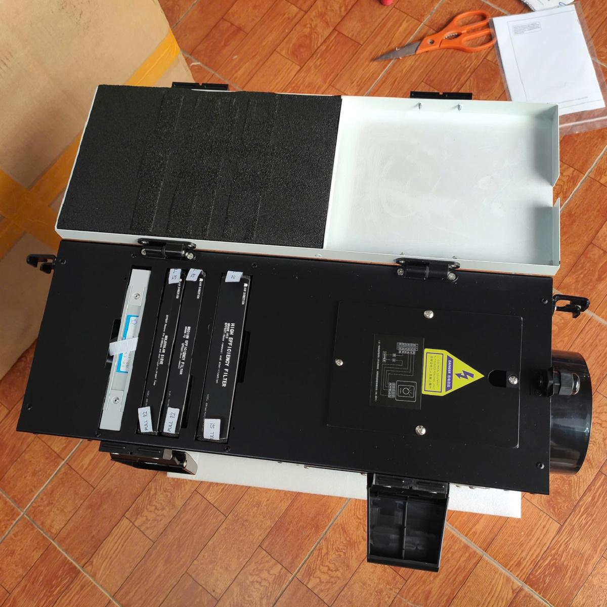 Máy cấp khí tươi Tech Air lưu lượng 350m3/h 4 cấp lọc PM2.5, Hepa công nghệ Nhật Bản - Hàng chính hãng