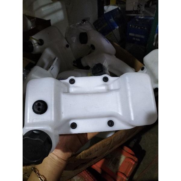 Bình đựng xăng nhựa máy phát cỏ 330