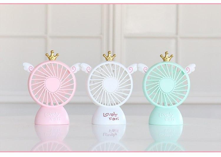 Quạt mini cầm tay 7 cánh LOVELY (giao màu ngẫu nhiên)