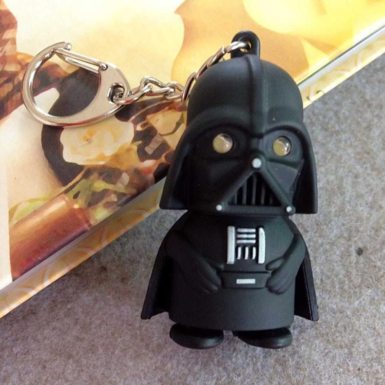 Móc khóa phát sáng  bằng pin móc khóa   star war