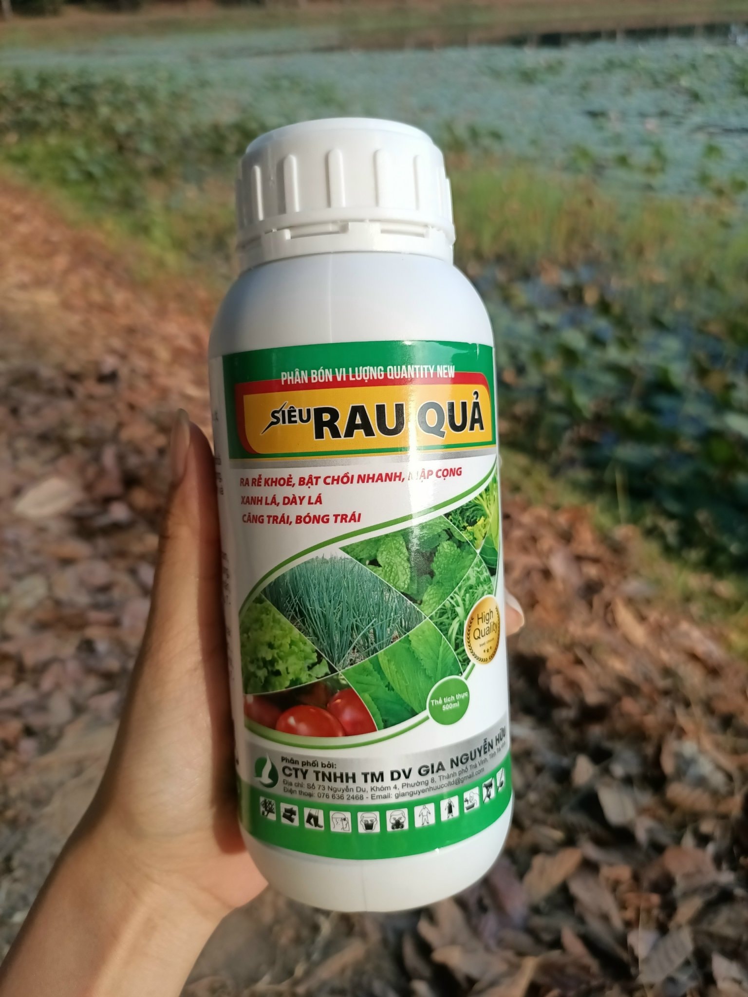 PHÂN BÓN CHUYÊN DÙNG CHO RAU ĂN LÁ, RAU ĂN QUẢ (SIÊU RAU QUẢ 500ML)