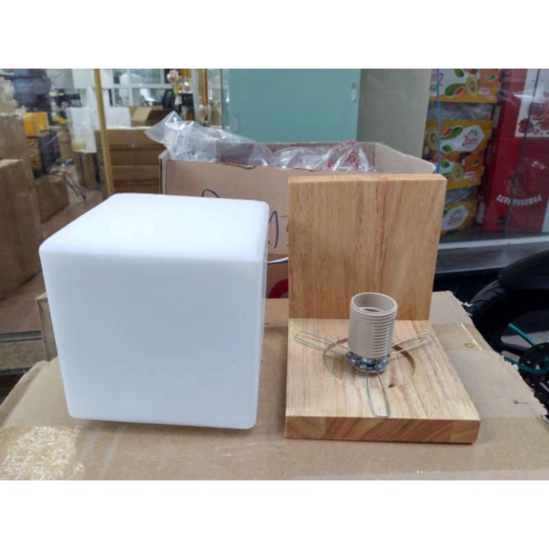 Đèn tường vuông, đèn buồng ngủ C5094