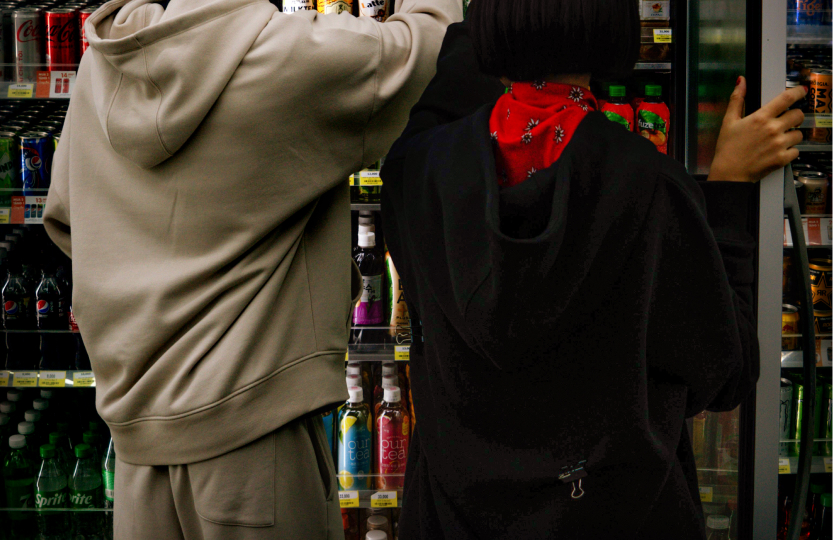 Áo Hoodie ROUTINE Unisex Có Túi Mũ In Chữ Form Loose màu đen - 10F23HODU003 | LASTORE MENSWEAR