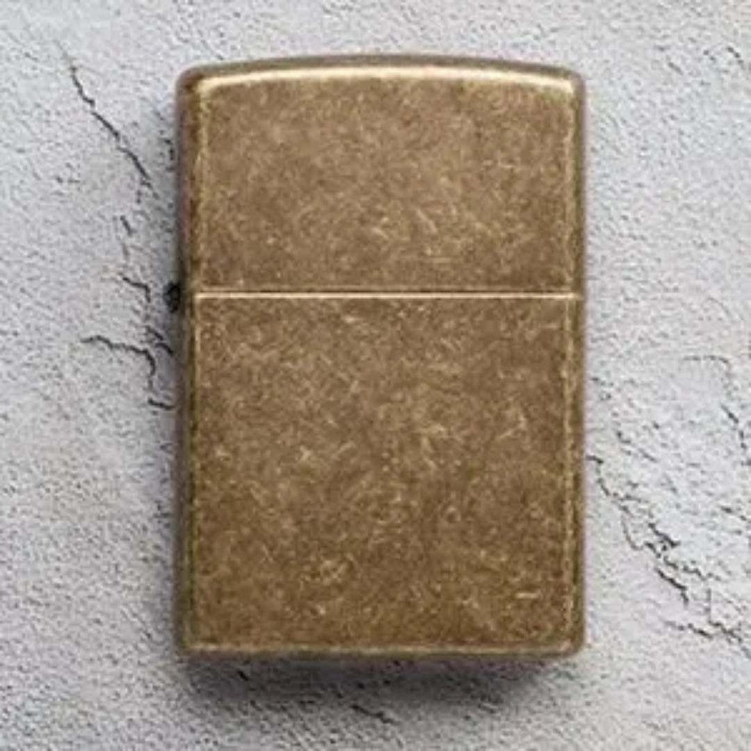 Bật lửa Zippo Antique Brass - Dòng Đồng Giả Cổ Chính Hãng Mỹ, Vỏ Đồng Thau Bền Bỉ, Phong Cách Retro Bụi Bặm