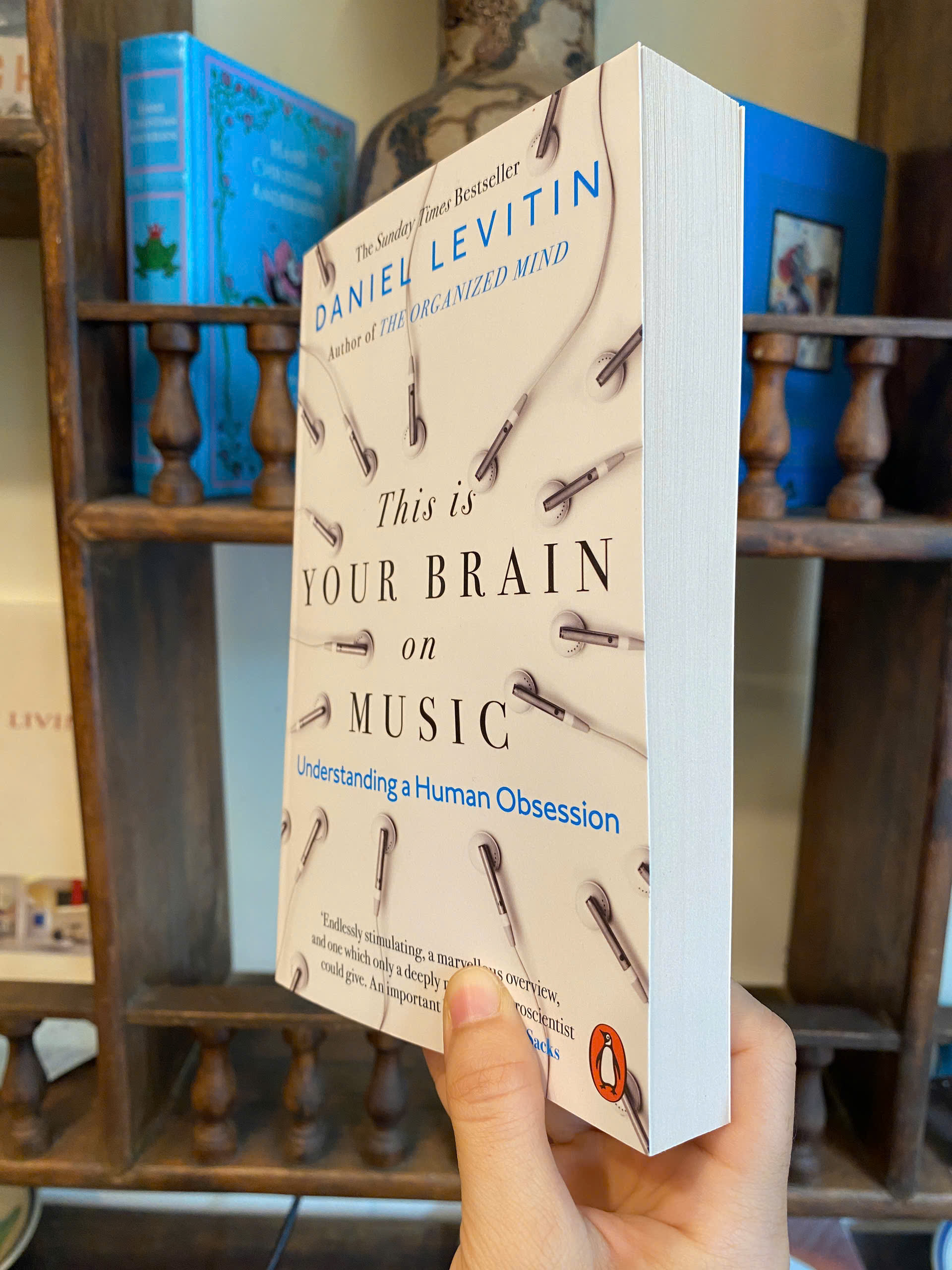 Sách - This Is Your Brain On Music by Daniel Levitin | Nonfiction about Music / Science Psychology