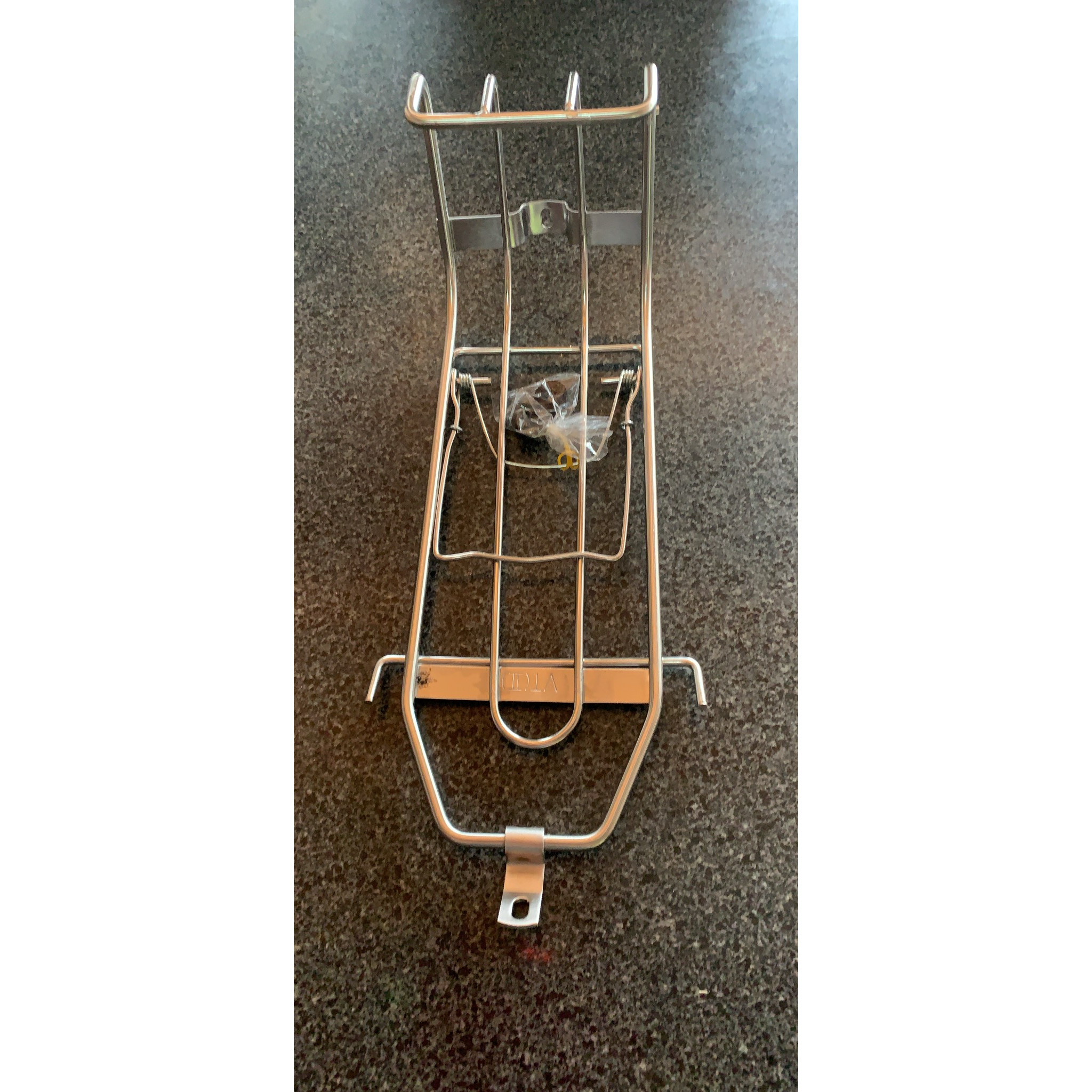 Baga giữa Inox 10 ly dành cho xe Taurus.