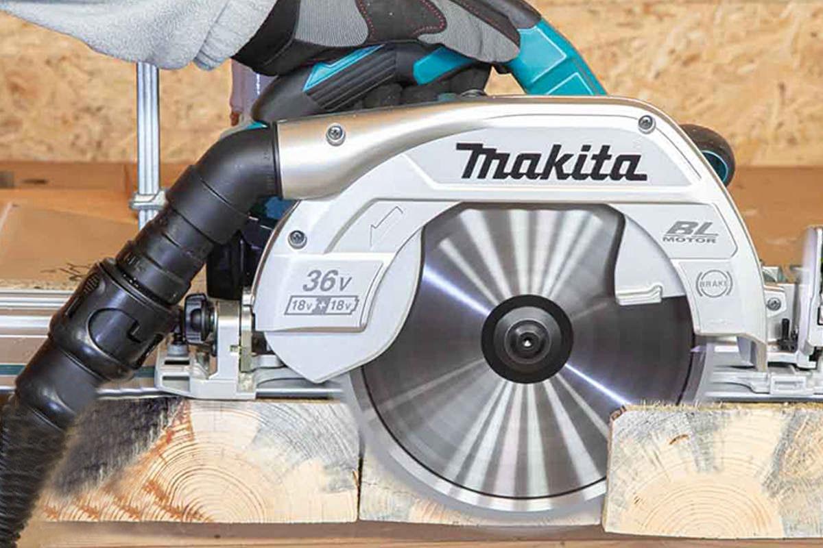 MÁY CƯA ĐĨA 235MM 1800W DÙNG PIN 36V MAKITA DHS900PT2- HÀNG CHÍNH HÃNG