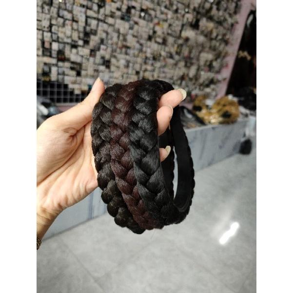 Tóc giả cài bính phồng xù