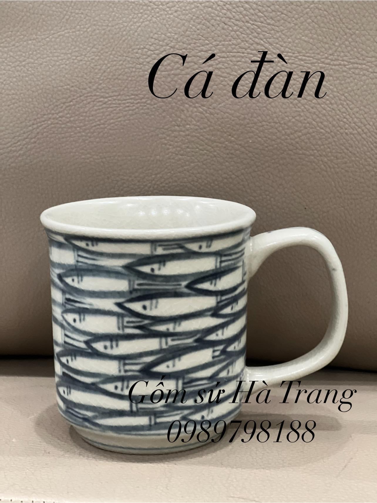 Cốc sứ Bát Tràng cao cấp dung tích 250ml men rạn vẽ tay xuất dư hoạ tiết cá đàn