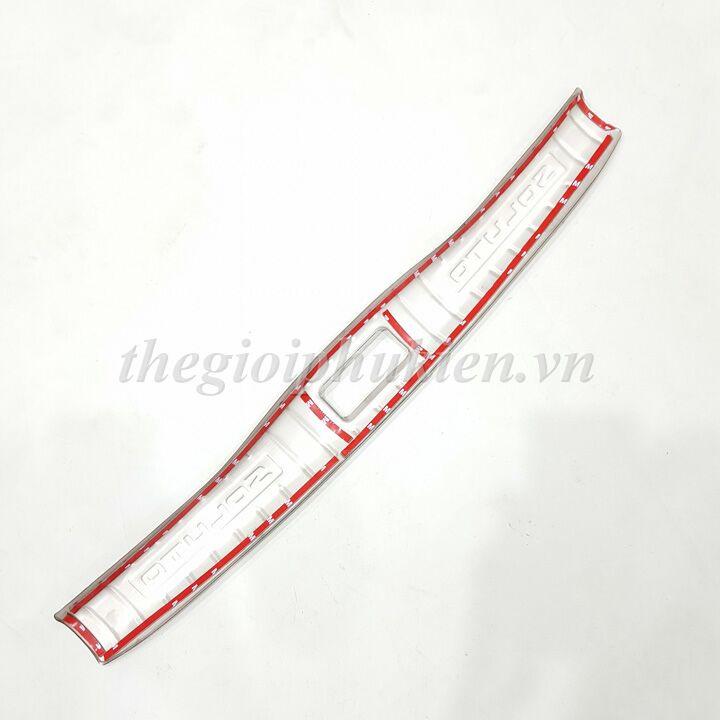 BỘ SẢN PHẨM Nẹp bước chân và ốp chống trầy cốp cho Kia Soluto - Mẫu Inox