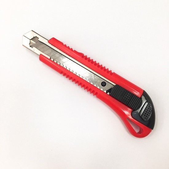 Dao rọc giấy loại xịn có vĩ HT177 - Giao Ngẫu Nhiên