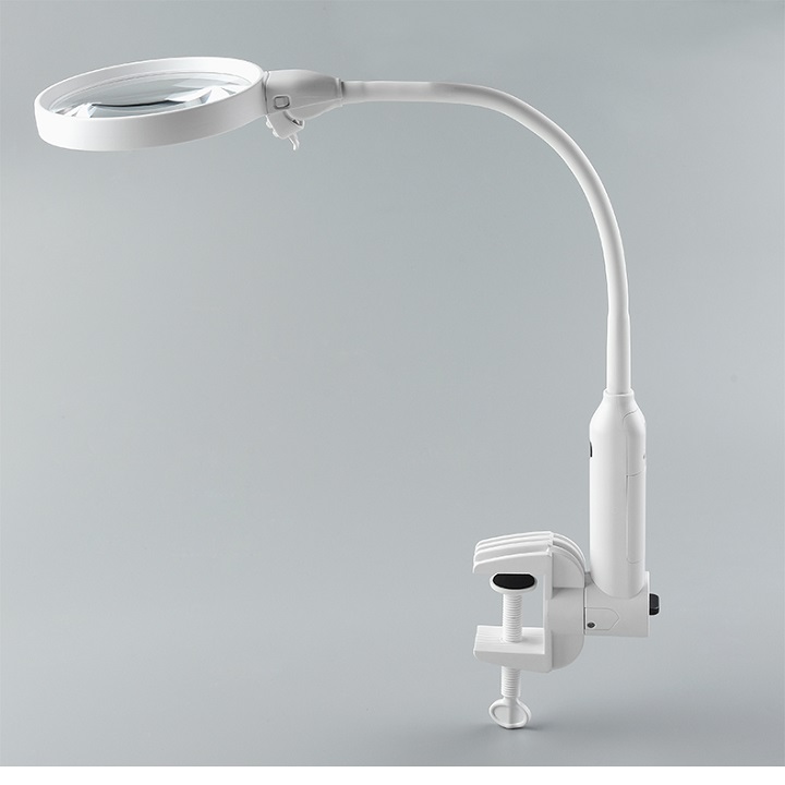 Kính lúp 10X có đèn tích hợp kẹp bàn và để bàn tiện lợi, thiết kế sang trọng, đẹp mắt M763