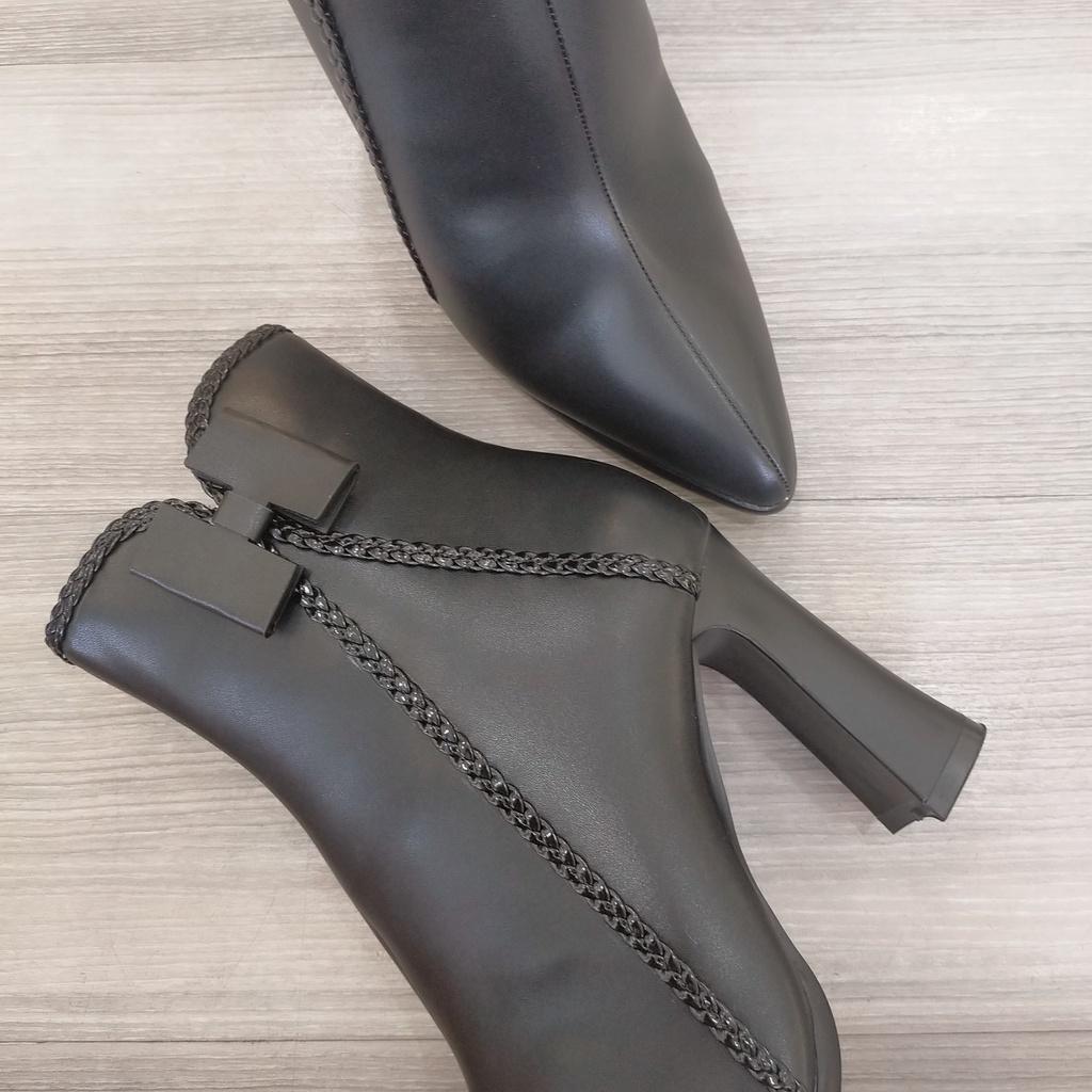 Boot thời trang nữ da lì đính nơ cao cấp ROSATA RO370 - Đen, Đỏ - HÀNG VIỆT NAM - BKSTORE