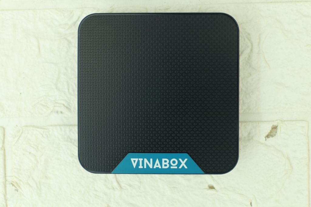 Android Tivi Box Vinabox A15 B-2G phiên bản 2021 tặng kèm điều khiển giọng nói (Alwinner, Ram 2G, Rom 16G, Androi 10.0 ATV), truyền hình miễn phí - Hàng Chính Hãng