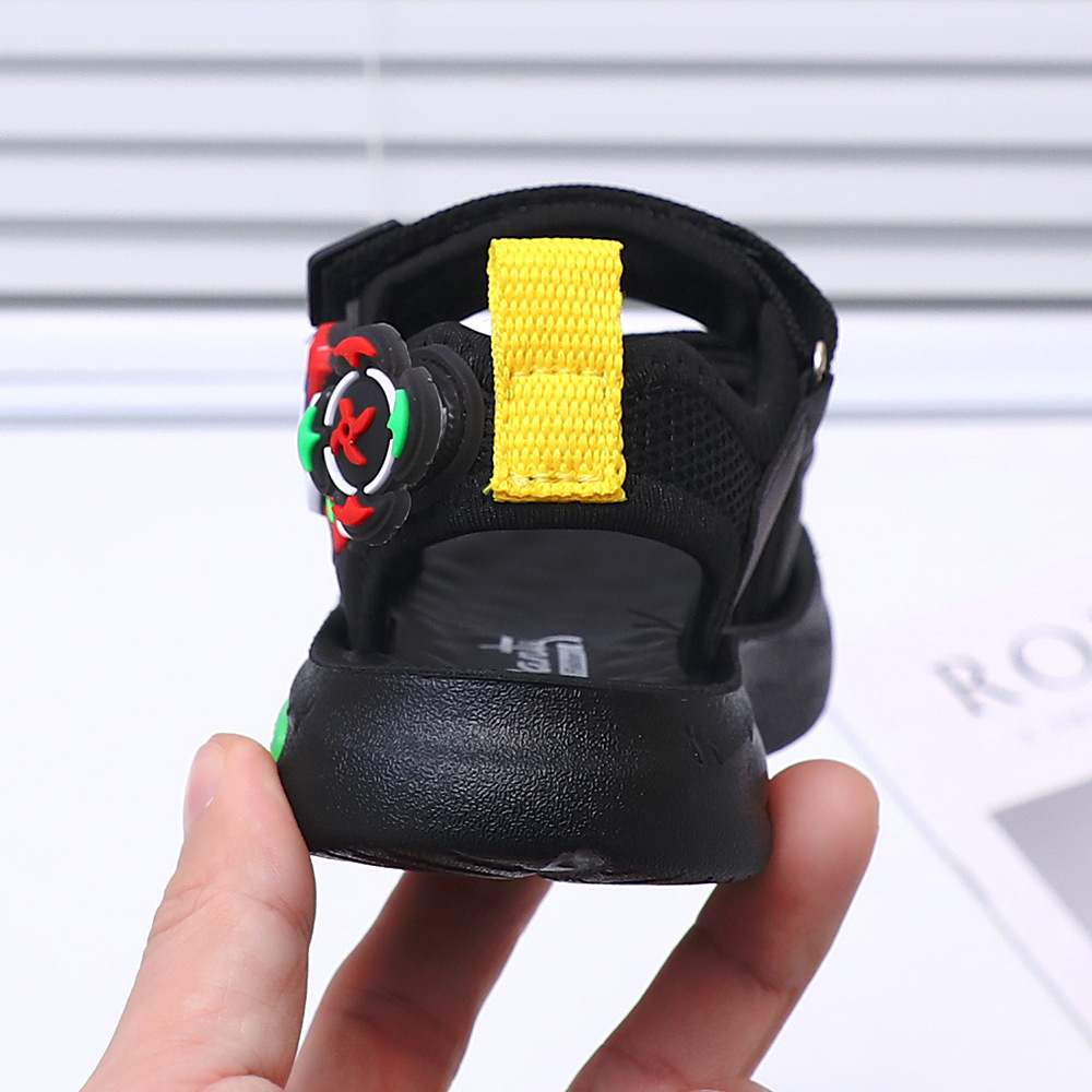 Giày Sandal quai hậu cho bé, giày thể thao siêu nhẹ, êm nhẹ chống trơn có đèn nhấp nháy  – GSD9166