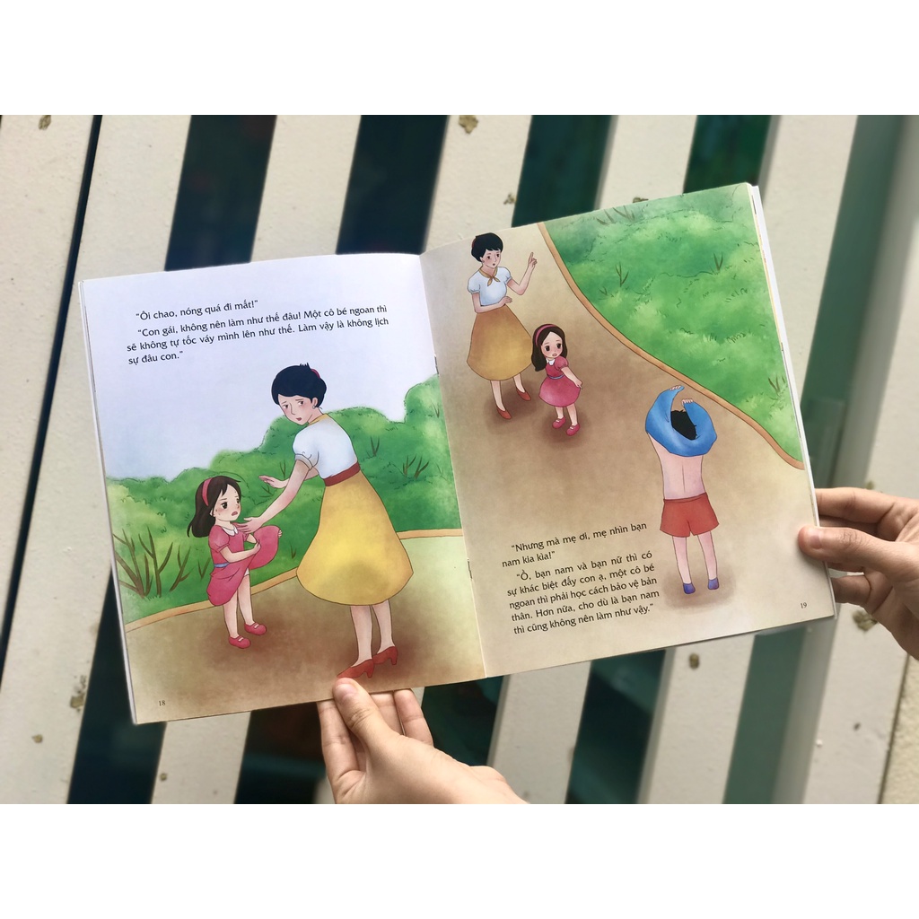 Bộ 4 cuốn - Giáo dục giới tính và nhân cách dành cho bé gái