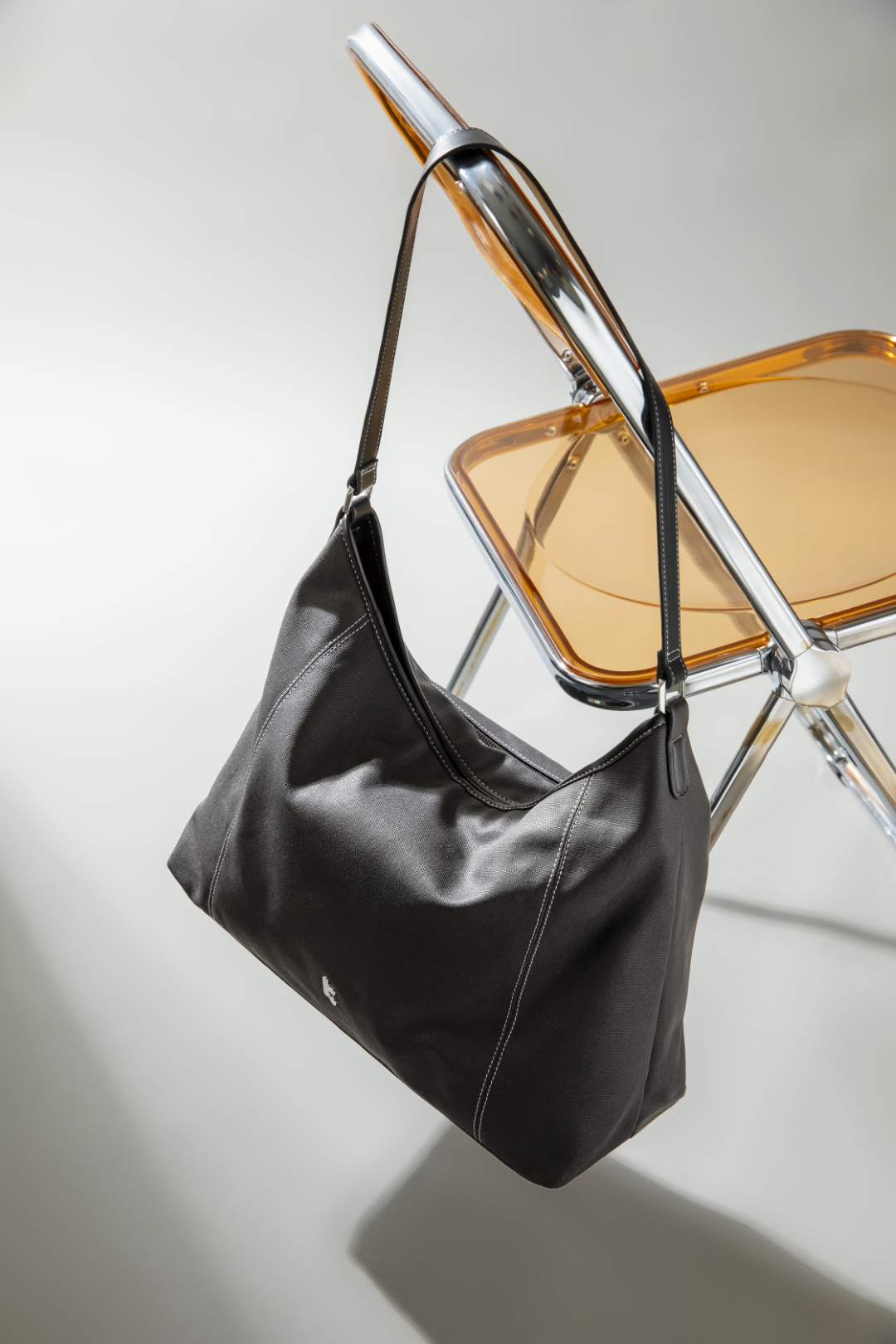 Combo Túi Xách Và Túi Chống Sốc Tomtoc Versatile - T28 Laptop Tote T28M1