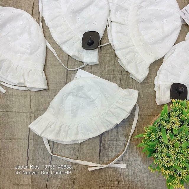 Mũ vải trắng ren