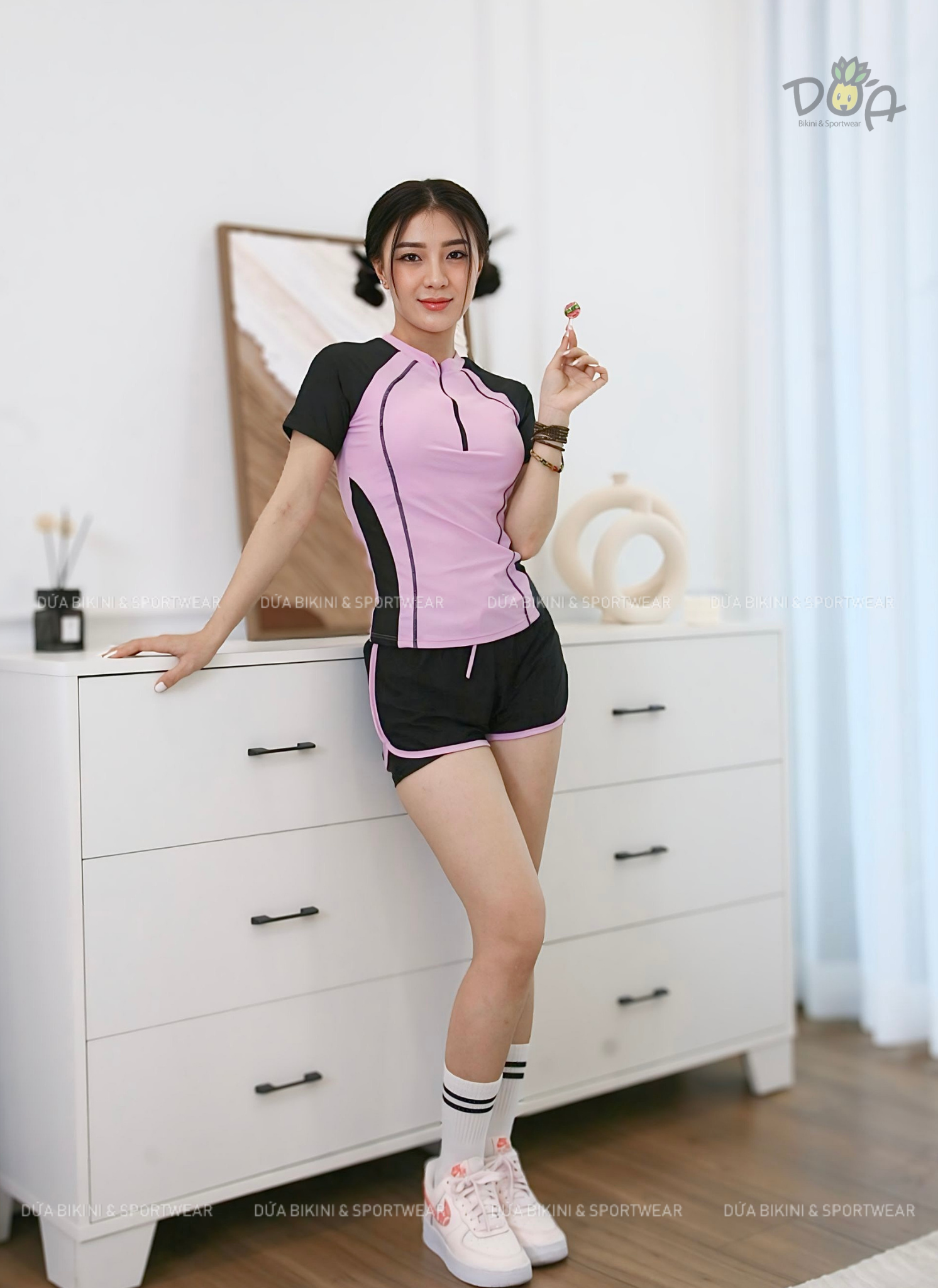 Đồ bơi nữ hai mảnh tay ngắn quần đùi 2 lớp dáng thể thao năng động đi bơi | DỨA BIKINI &amp; SPORTWEAR