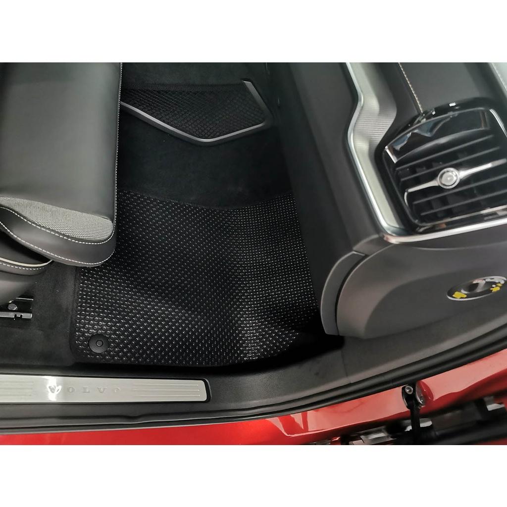 Thảm lót sàn ô tô KATA cho xe Volvo S60 (2020 - 2023) - Khít với sàn xe, Chống trơn, Không mùi, Không ẩm mốc