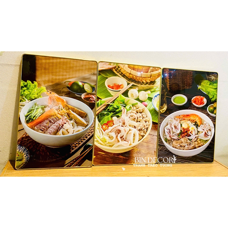 (ẢNH THẬT) Tranh treo tường trang trí decor quán ăn hủ tiếu mực có sẵn khung kèm đinh treo