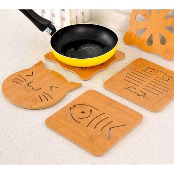 1 MIẾNG LÓT ĐẾ XOONG NỒI,CHÉN BÁT BẰNG GỖ HÌNH NGỖ NGHĨNH