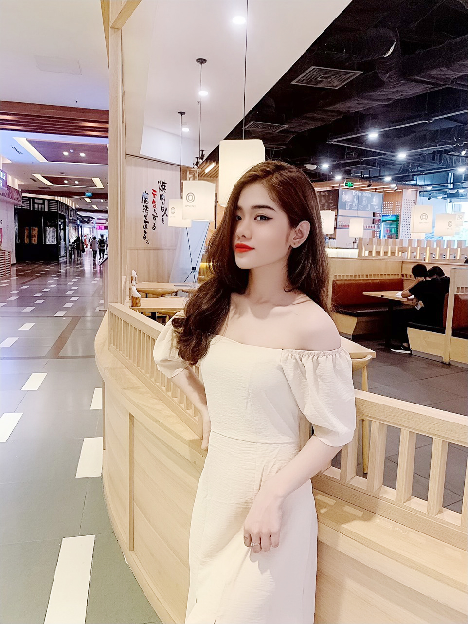ĐẦM XÒE XẺ TÀ TAY NHÚN MẶC ĐƯỢC 2 KIỂU