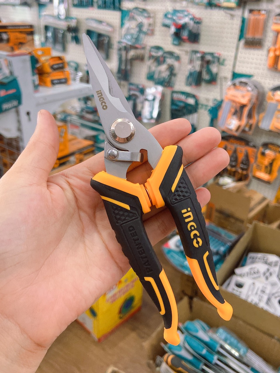 Kéo thợ điện 178mm ingco HES0187