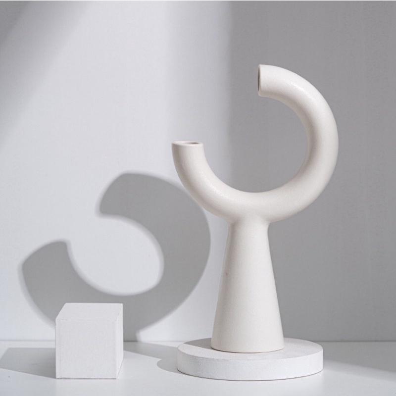 Bình gốm màu trắng hình mặt trăng Crescent