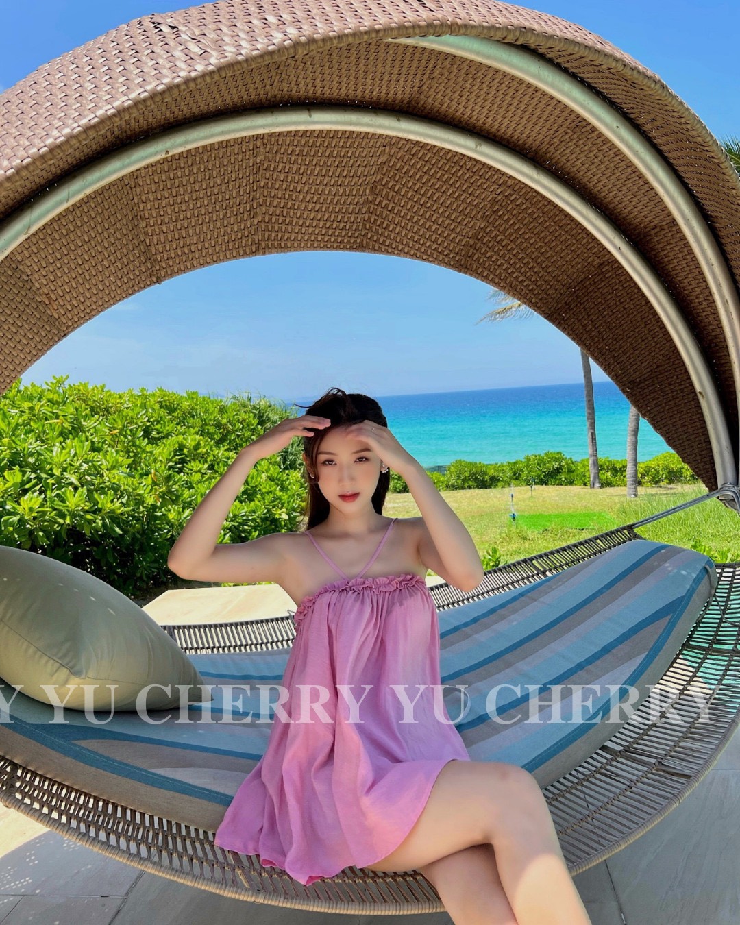YU CHERRY | Áo Hailey Cami Top YA425