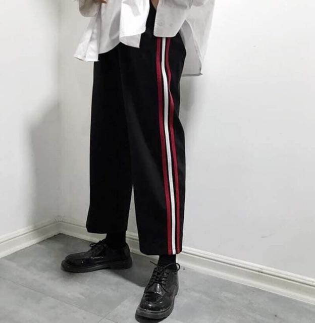 Quần 3 sọc dọc unisex nam/nữ. Quần 3 line unisex. Quần dài thun unisex. Quần 3 sọc nam. Quần 3 sọc nữ. Quần 3 line nam. Quần 3 line nữ. HÀNG MAY TRỰC TIẾP TẠI VIỆT NAM.
