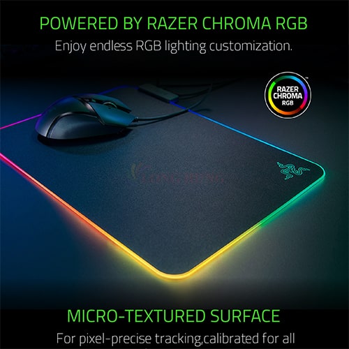 Miếng lót chuột Razer Firefly V2 Hard Surface Gaming RZ02-03020100-R3M1 - Hàng chính hãng