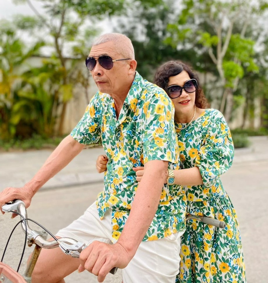 ÁO SƠ MI HỌA TIẾT HỌA TIẾT HOA MỀM MÁT ĐI BIỂN THẤM HÚT NHÃ DUNG STORE