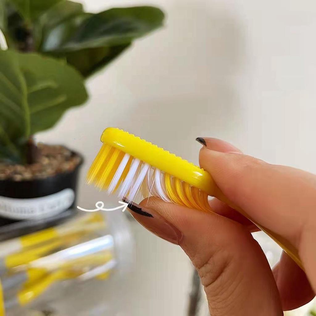 Hộp 8 Bàn Chải Đánh Răng Vịt Vàng Ngộ Nghĩnh Với Chất Liệu Lông Chải Mềm Mại Có Đầu Rơ Lưỡi Chăm Sóc Răng Miệng