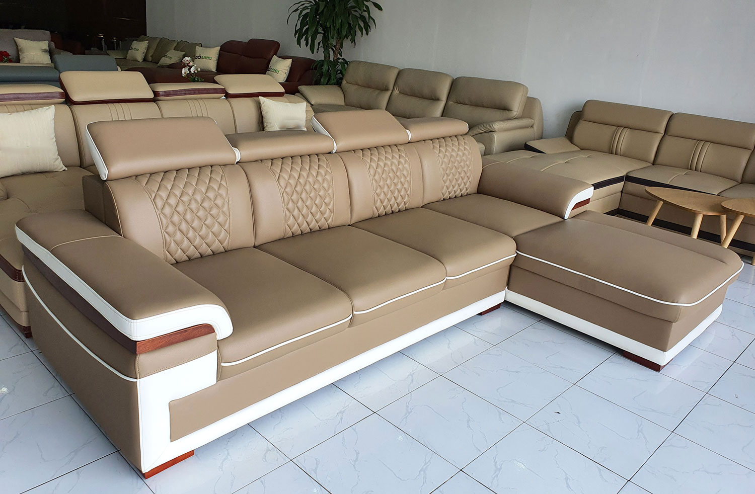 Ghế Sofa Kiểu Mới - Da Công Nghiệp Hàn Quốc Phối 2 Màu Độc Đáo - Salon Cao Cấp Cho Phòng Khách Rộng