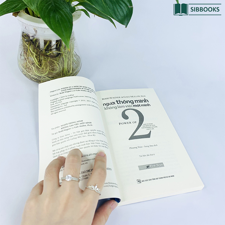 Người Thông Minh Không Làm Việc Một Mình