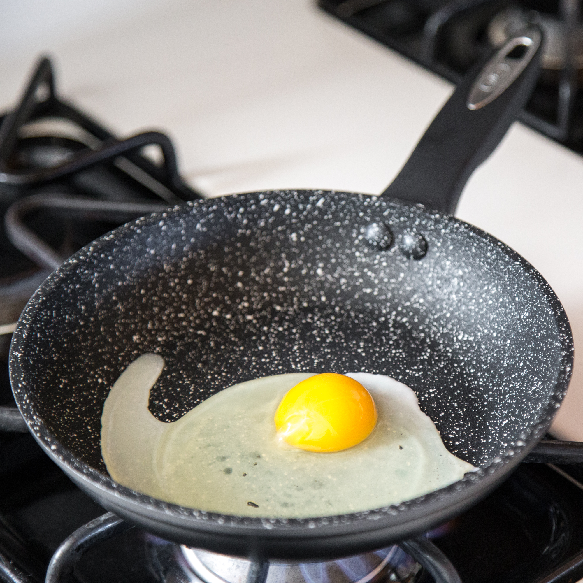 Chảo chiên đa năng Zyliss Ultimate Non-Stick Frying Pan 20cm / 8" - E980063