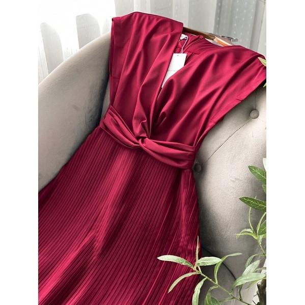 Kelly Dress | Đầm thiết kế xoắn ngực tùng xoè xếp ly Story.clothes thời trang nữ